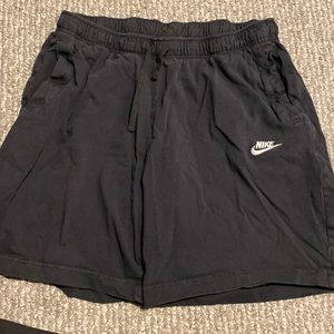 Nike Club Shorts Size XL